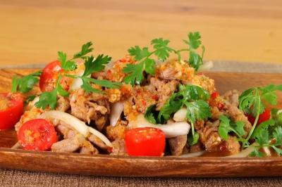 酸辣檸香肉片超開胃！「萬用泰式醬汁」涼拌、佐涼麵都好吃