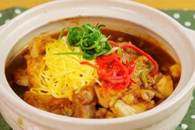 一鍋到底做暖呼呼「海陸豆腐煲」！滿滿蛋白質湯鮮味美大滿足