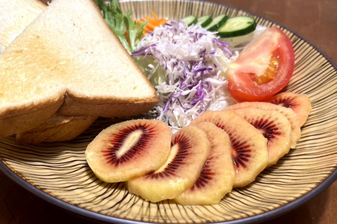 最美營養師激推「寶石紅奇異果」花青素助攻養顏！３色差異＆食用時機這樣挑