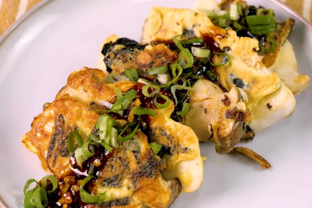 杏鮑菇新吃法!簡單家常菜「海苔蛋香煎菇菇」滑嫩多汁 杏鮑菇新吃法!簡單家常菜「海苔蛋香煎菇菇」滑嫩多汁