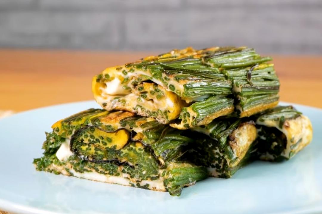 水蓮菜不用炒也好吃!創意料理「水蓮海苔蛋煎餅」脆甜又營養 水蓮菜不用炒也好吃!創意料理「水蓮海苔蛋煎餅」脆甜又營養
