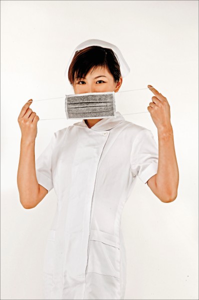 過濾髒空氣 外出最好戴口罩