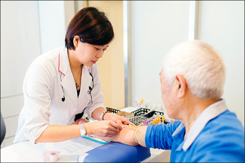 《愛肝加油站》肝病定期追蹤 抽血、超音波不可缺