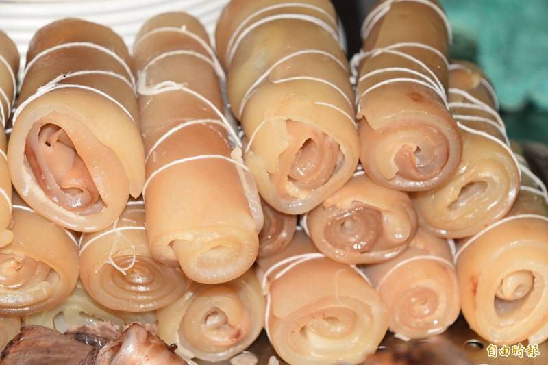 謠言終結站》豬皮含膠原蛋白可軟化血管？ 專家：人體無法攝取