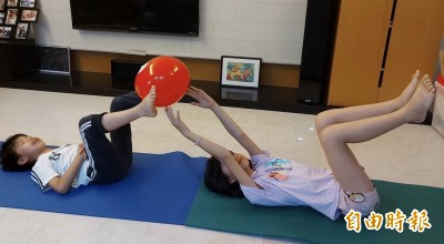 善用玩具搭配體能活動 學童在家防疫健腦強體又不無聊