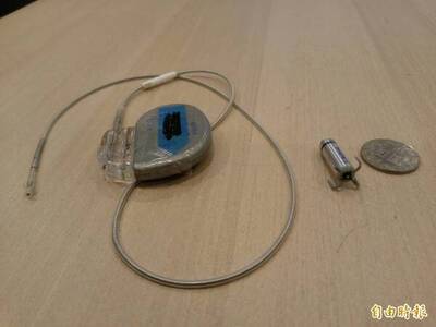 健康網》裝心律調節器要小「心」！ 食藥署示警：手機別放胸前