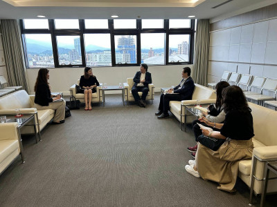 已和莫德納談新一代「XBB武肺疫苗」王必勝曝：最快9月有望來台