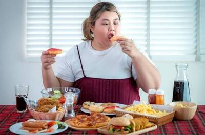健康網》靠餓肚子能變瘦？ 醫：小心報復性進食變更胖