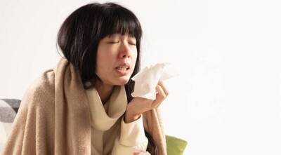 健康網》醫曝眼袋6成因   抽菸、喝酒、鼻過敏也有影響