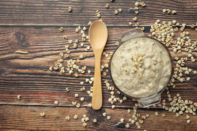 健康網》穀雨當心濕熱疾病 中醫推「薏仁橘皮瘦肉粥」養生