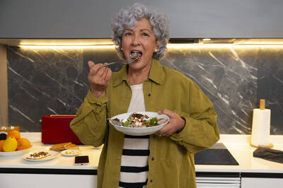 健康網》預防大腦失智這樣吃 國健署：少油少鹽多原型