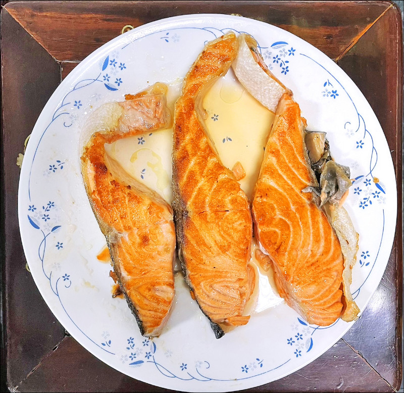 吃魚補魚油 攝取適量不怕汞過量