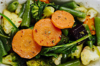 健康網》4食物煮熟吃更營養防癌！ 蘆筍、紅蘿蔔被點名