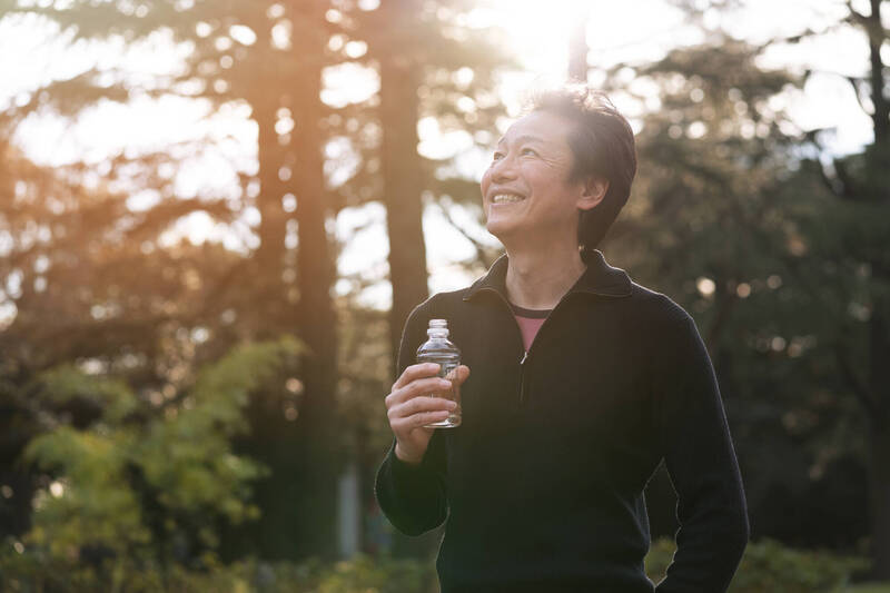 健康網》外出4招護心腦！ 國健署：每15分鐘喝杯溫水