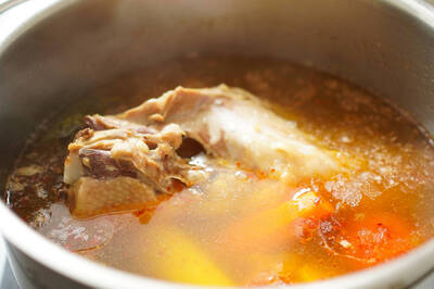 健康網》研究揭喝湯不會胖！ 醫：國人「1習慣」反害高血脂