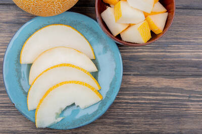 健康網》頻繁被電是身體警訊！ 營養師建議吃「這類」食物