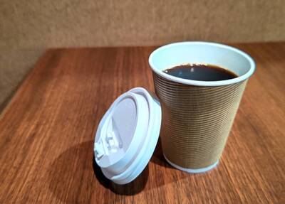 健康網》紙杯喝熱飲當心微塑膠 醫曝長期害處：大腸癌上榜