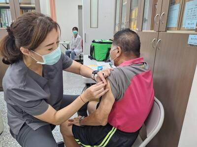 南市公費流感疫苗 2月20日37區衛生所同步開打