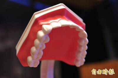 高雄老人裝假牙免費 3月1日開放申請