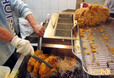 健康網》美味雞排5危害 營養師：降低傷害這樣做