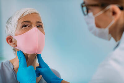 健康網》為何老人頻吐舌 醫談5種可能