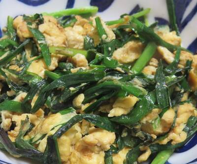 健康網》白頭、青頭韭菜比一比！ 農業部：炒菜選「它」更軟嫩