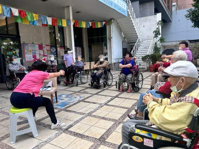 高雄老人比率破2成 衛生局：善用長照喘息服務