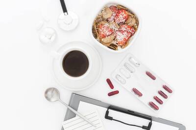 健康網》咖啡、全麥麵包上榜！ 營養師：7飲食、藥物別混吃