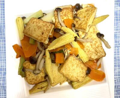 健康網》4步驟完成簡單家常菜！ 營養師教做「鐵板豆腐」