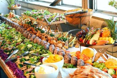 健康網》減肥遇聚餐不破功！ 營養師教7重點：餐前這樣做