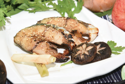 健康網》烤魚不焦靠2招！ 漁業署教做「味噌烤白腹仔」