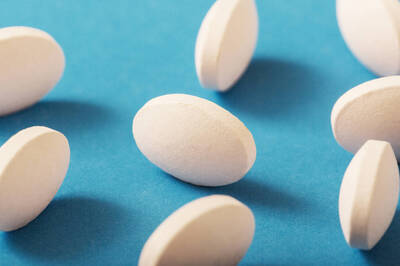 健康網》洗腎病友為什麼要補鈣？ 食藥署揭2作用