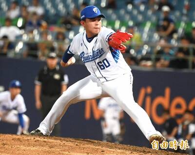 健康網》富邦投手曾峻岳突然流鼻血 別輕忽鼻血！