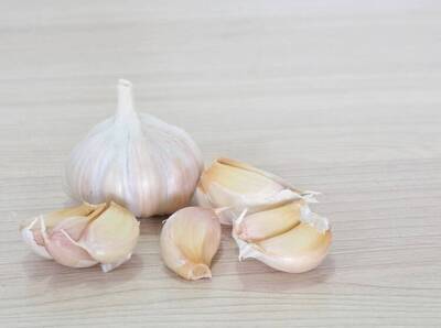 健康網》只留你口 不留你手 農糧署授4招蒜味「不沾手」