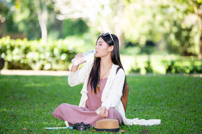 健康網》高溫來襲慎防熱傷害 國健署：「涼補心」快樂一夏