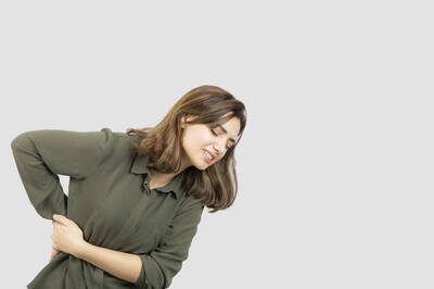 健康網》6旬女上腹不適4個月揪出胰臟癌  醫：3症狀勿輕忽