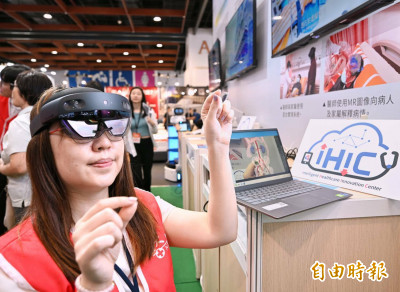 醫學中心「秀肌肉」智慧照護與創新醫療成果 高齡產業展一次看完