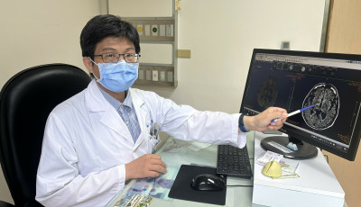 7旬翁單腳抖動 「急性缺血性腦中風」徵兆