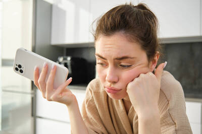 健康網》老想著「再滑一下」 醫警：小心大腦被「改寫」