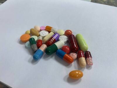 健康網》消炎止痛藥傷腸胃 4症狀出現快就醫