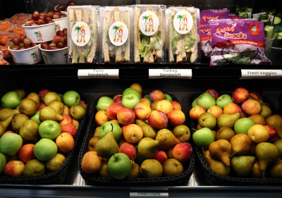 美研究：女性攝取過度加工食品多 罹患腸癌早期前驅病變風險高