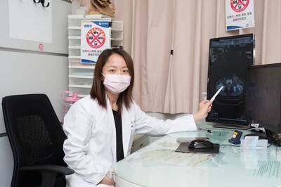 不是婦科病 女移工腹痛雙腿水腫 揪出7公分淋巴癌