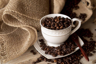 健康網》咖啡不能算水嗎？ 營養師：這是常見迷思