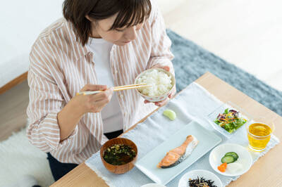 健康網》奶量不夠別焦慮 醫揭「發奶」營養神隊友