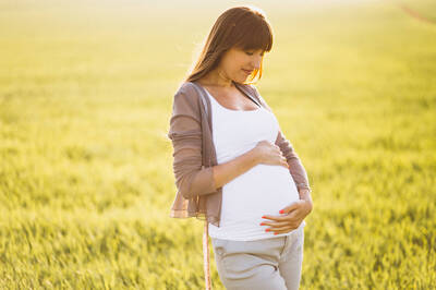 健康網》孕媽咪懷孕遇水腫好煩惱 專家：避免重口味