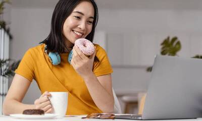 健康網》下午一到就想吃甜食？ 醫揭血糖失衡2大警訊