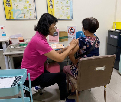 以前打2針！現在1劑就夠 20價肺鏈疫苗明開打  彰化開放線上預約