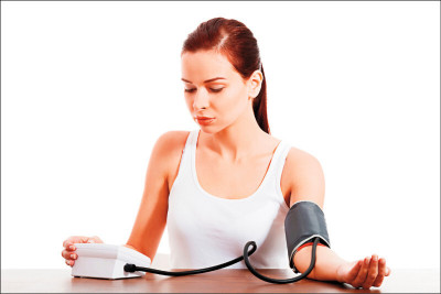 不是吃太鹹！高血壓元凶竟是「這腦區」 專家1招逆轉血管緊縮