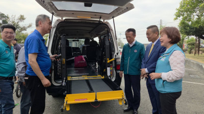 偏鄉長輩有福了 嘉縣新港、溪口、六腳新增長照車
