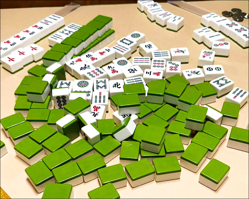 春節打麻將憋尿 當心泌尿道出毛病